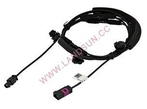 Radio antenna connection line - body section